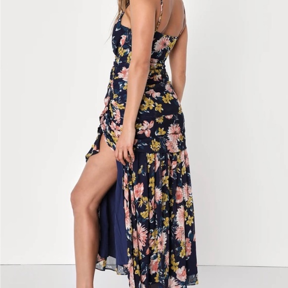 Floral Ruffle Dress - Picture 2 of 9